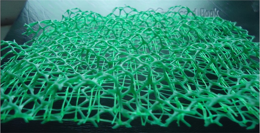 雅安創新應用三維土工網墊排水網，助力生態護坡與水利工程建設